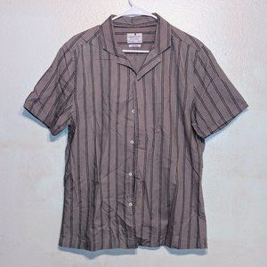 Larsson & Co Vertical Striped Short-Sleeve Button Up***